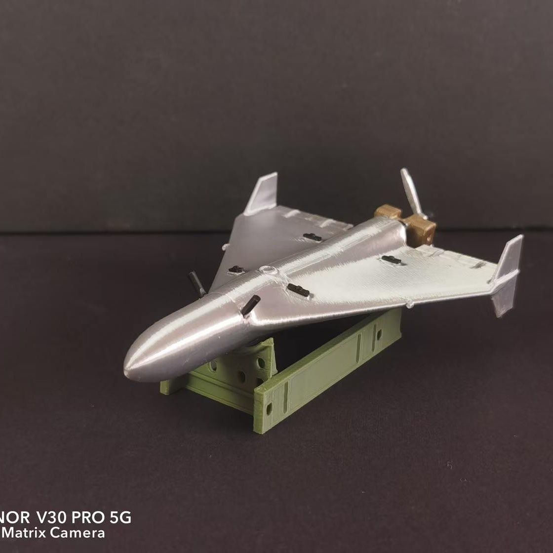 Modelo de UAV LUCAS Militar Es - 3D Printing Uav reseña y precio